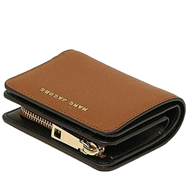 Marc Jacobs selling Compact Wallet