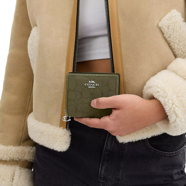 Buy Coach Snap Wallet In Signature Jacquard in Olive Drab/ Olive Drab CU401 Online in Singapore | PinkOrchard.com